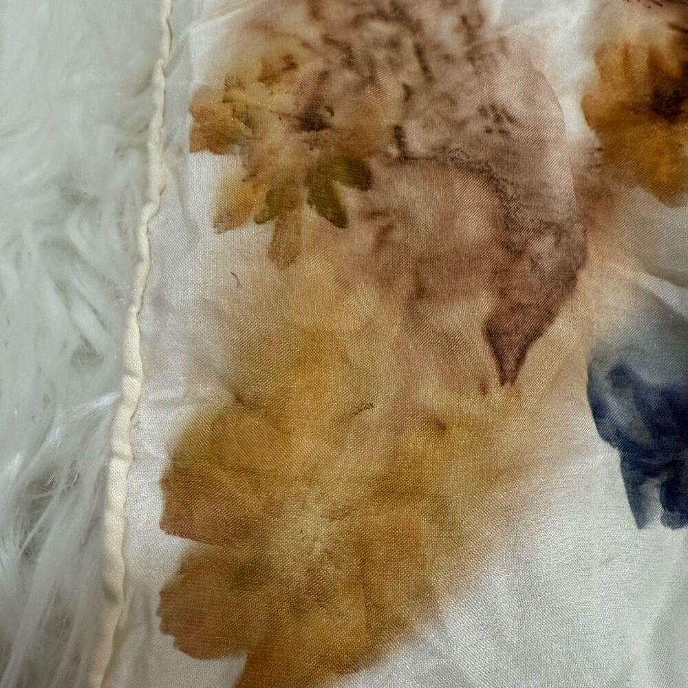 Vintage Silk White Cream Floral Lilac Hydrangea Flowers Scarf Square - Picture 3 of 6
